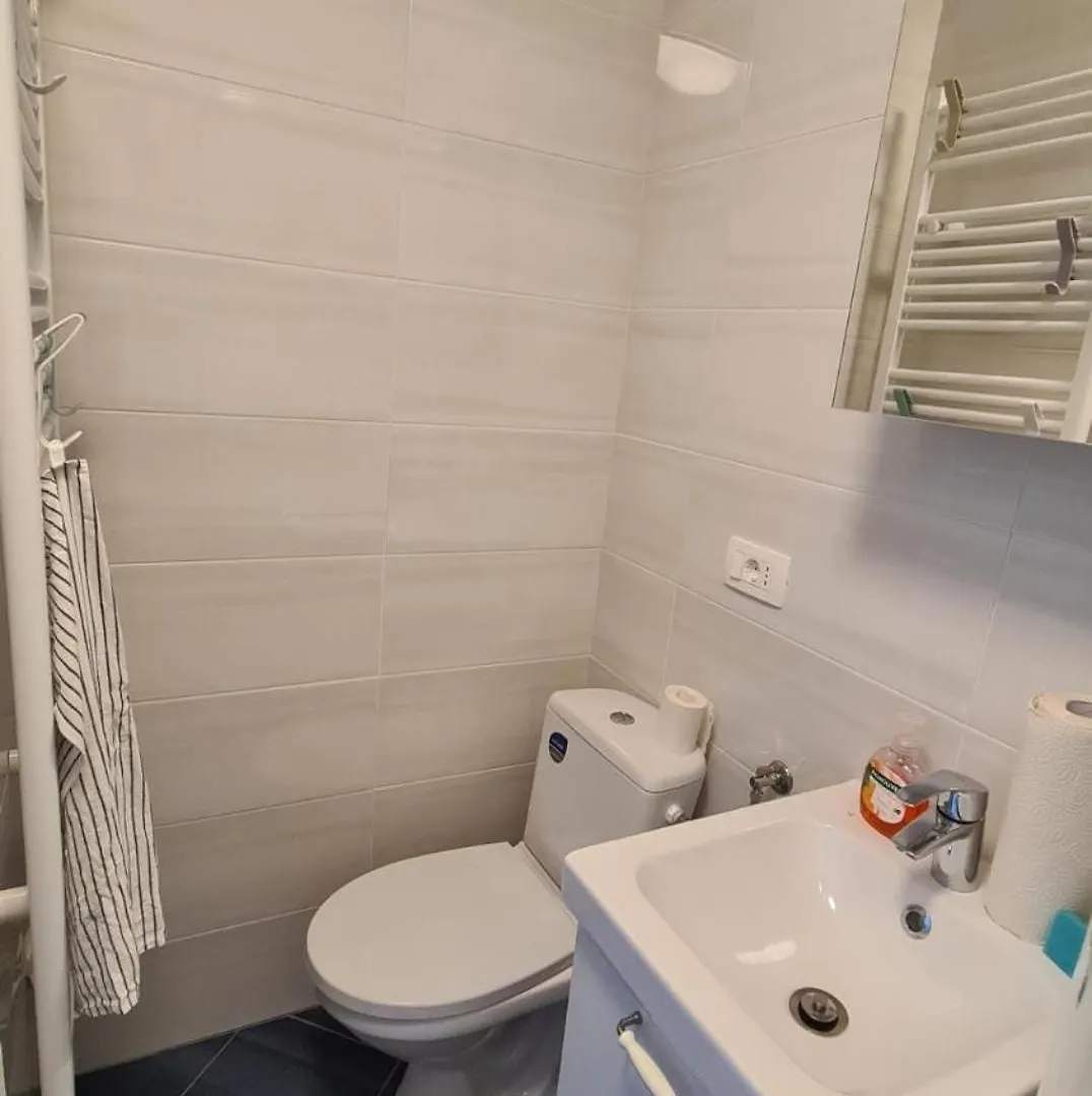 Santa Monica Studio Apartment Lovran Croatia
