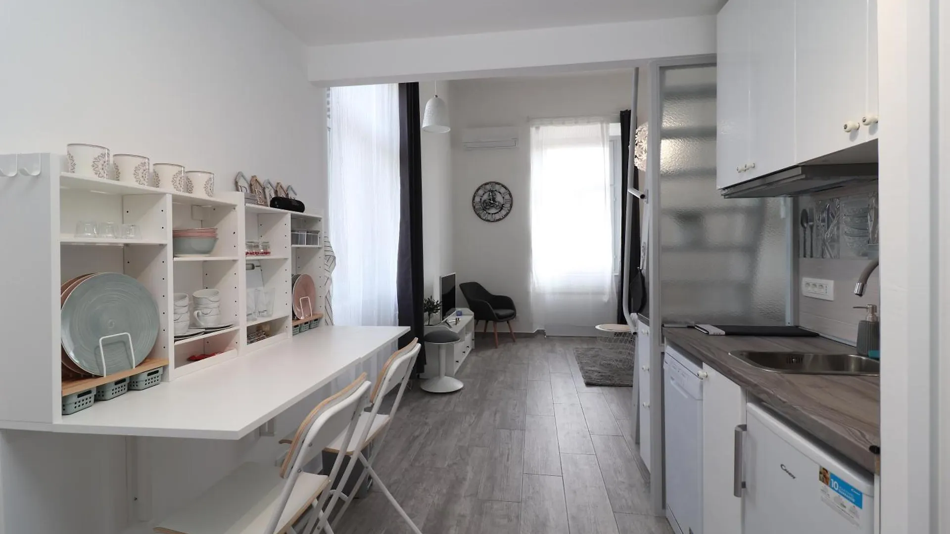 Santa Monica Studio Apartment location